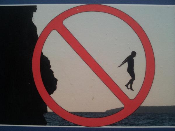 RedMoonRoad's tweet image. If you want to deter people from an activity, Prob shouldn&apos;t make it look so sweet... #designerwin #editorfail