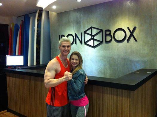 andresegatti1's tweet photo. TREINO + DISCIPLINA = SAÚDE!!!
E AQUI NA ACADEMIA IROX BOX, VC É O PRIVILEGIADO!!!
COM MY LOVE http://t.co/OH9IgRtRg2