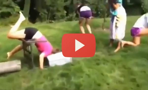 BeefNBottle's tweet photo. ALS Ice Bucket Challenges Gone Wayyy Wrong - http://t.co/2AneSZhUgk #IceBucketFail #LOL #alsfails http://t.co/FOrvzH2Zpc