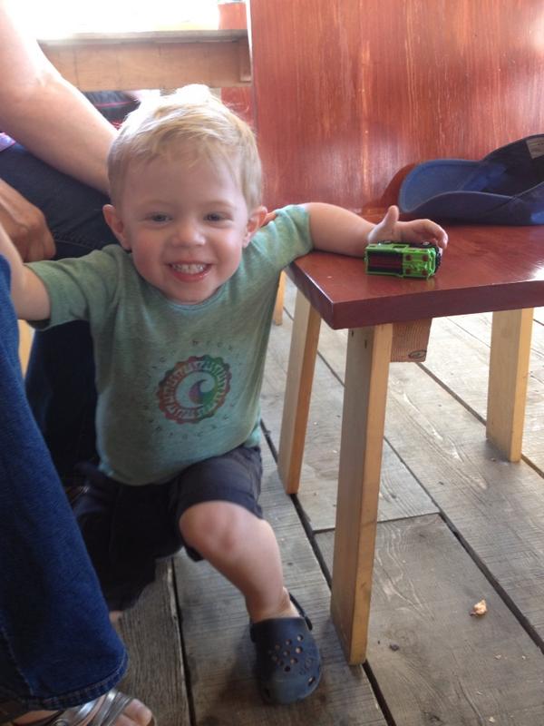 DougWardley's tweet photo. @CiscoBrewers best place on Earth! Jams about to begin! Bring back the kids shirts! He's almost out out of this! http://t.co/0WBHOEUmfR