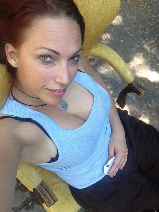 Chillin in my backyard... Morning after #PSK &amp; before @VividRadioSXM ... Coffee &amp; my thinking cap. LikaBOSS<a href="/tag/psk"class="tags">#PSK</a>