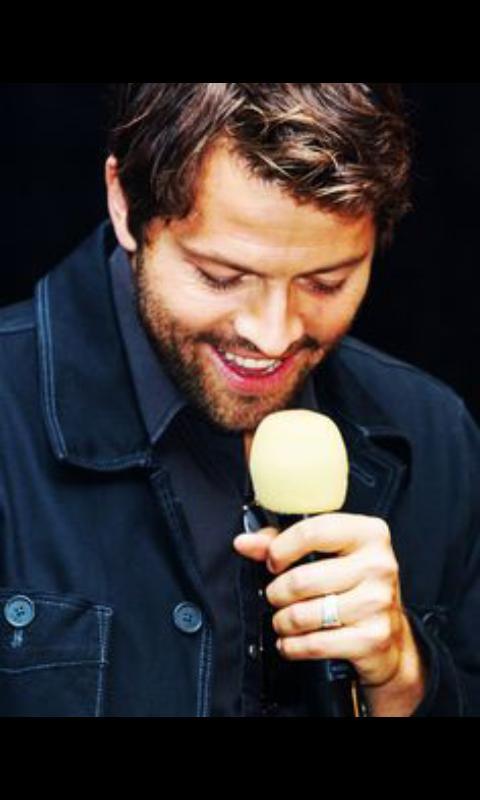I WANT TO SAY HAPPY BIRTHDAY TO THIS LITTLE ANGEL OF THE LORD ,MISHA COLLINS!!!          
