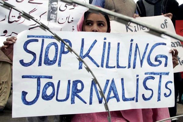 MSNFeatures's tweet image. The most dangerous countries for #journalists: on-msn.com/1lijEVU