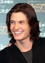 OH MY GOD HAPPY BIRTHDAY BEN BARNES 