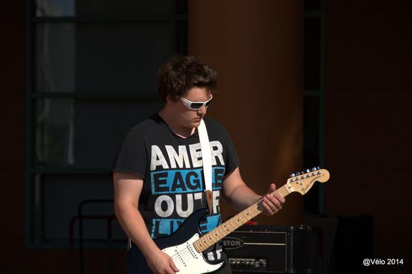 Crimsonics's tweet photo. @CapitalVeloFest #SUNSOUTGUNSOUT Thanks for the great photos of the band! http://t.co/KzhquUDS3r