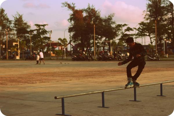 <a href="/inlineSk8_BKL/">Inline Sk8 Bengkulu </a>