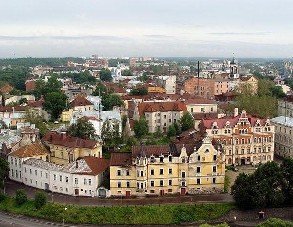 Муниципальное образование город выборг. Выборгский замок выборг. Выборг мыс пляж. Площадь города выборг ленинградской области. Куда сходить в выборгском районе.