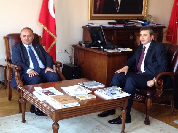 EMIN_CINAR's tweet photo. MHP Kastamonu İl teşkilatımızla birlikte Sayın Valimiz Şehmus Günaydın'ı ziyaret ediyoruz. http://t.co/DJgxPw9PmB