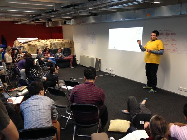 justadandak's tweet image. watching/learning @mexiwi inspiring the #LifehackLabs crew