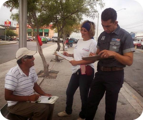 Las mujeres en toda la Rep. con #ADNpanista seguimos juntando firmas,incansables,comprometidas por un #salariodigno