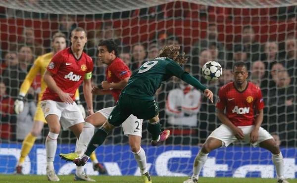 HalaMadridFanC's tweet photo. Modric's goal vs United
#Modric2018 #HalaMadrid http://t.co/LWs7a4EfNL