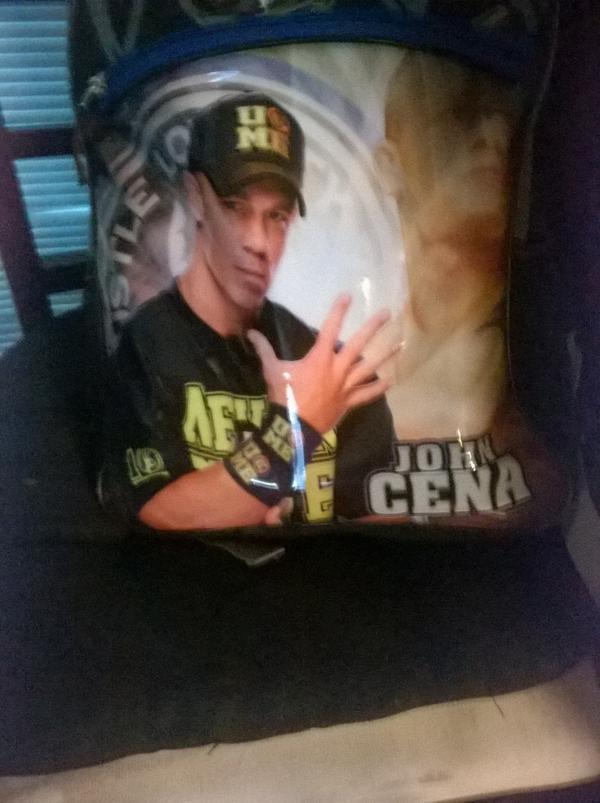 evynp2013's tweet image. you can see me my time is now