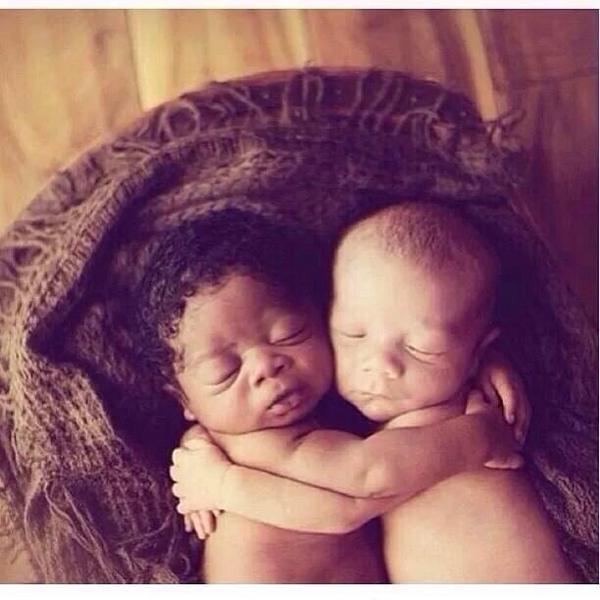 ecorepublicano's tweet photo. Nadie nace racista. http://t.co/hMxlMsvOQ0
