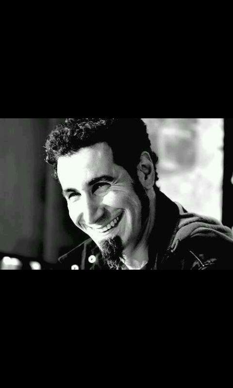 HAPPY BIRTHDAY SERJ TANKIAN 