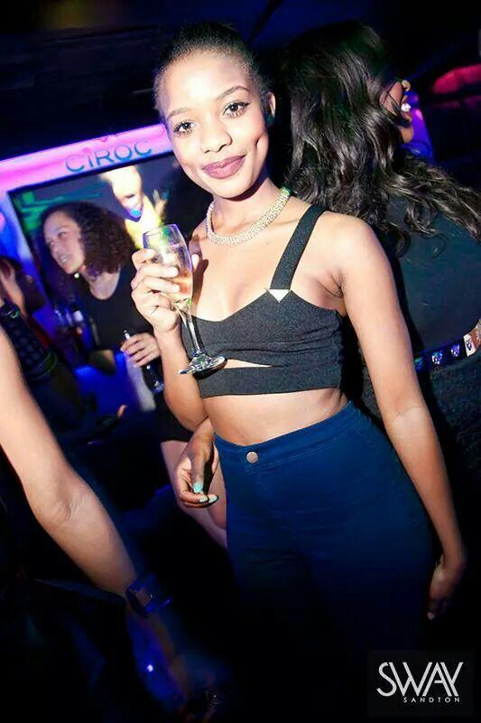 TheeMbaliNkosi's tweet photo. “@HotBerry_Ent: Happy birthday @Retla_SweetChix have a #hotberry kinda day 💛 http://t.co/z1CtCZw6pe” happy bday Hun ❤️