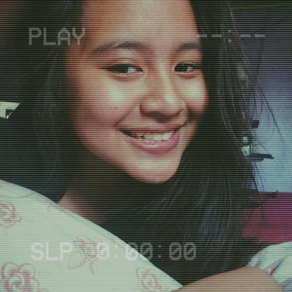 filacconfession's tweet photo. Patricia // @naturalziall 🌚💕 http://t.co/qlaRUdkXWk