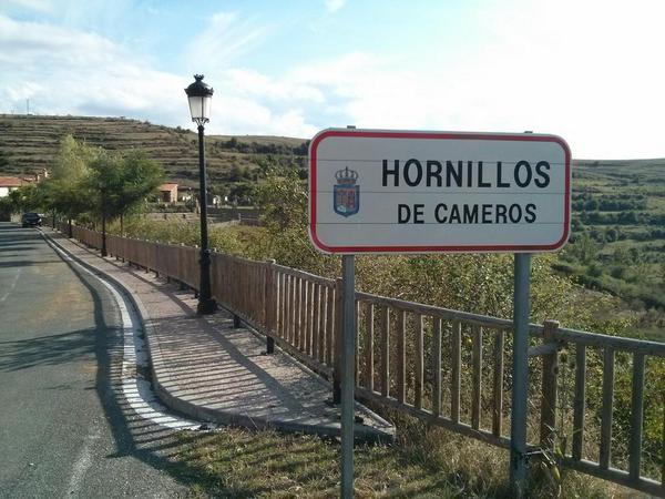 HornillosC's tweet photo. Queda un día para las fiestas. #HornillosEnFiestas http://t.co/NdyrqhlkMD