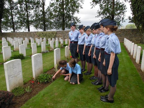 GVCAC_WALSALL's tweet photo. was in France last week its was AMAZING :D visited the #wargraves and #eurodisney.  #fun #cadets #acornadventure :D http://t.co/uiHzpXbz1V