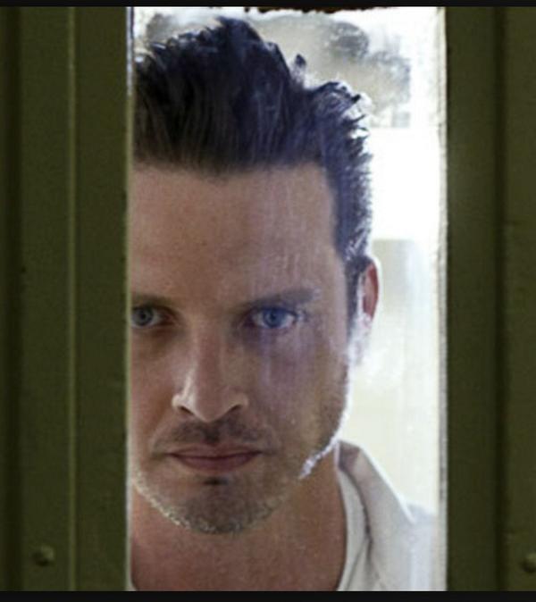 susieqpsycho's tweet image. Come on, Daniel. Don't do it! Don't let'em win! #RectifyFinale #WatchRectify @Rectify