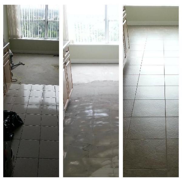 hallmarkinstall's tweet photo. Dura-Ceramic @CongoleumCorp DS-34 over ceramic tile in kitchen and entry. http://t.co/4jcHGoZ65x