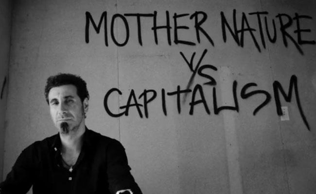 A very happy birthday to  Serj Tankian who turns 47 today ! 