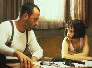 ゴリオ V Twitter ジャンレノのドラえもんのcm見てるとさ レオン見たくなる この映画は本当名作だわ ナタリーポートマンは小さい頃から美貌です Http T Co Tdqejlwlmp