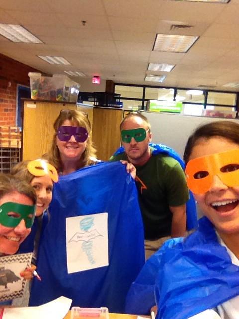 SuperK1415's tweet photo. Team BATNADO is ready for some fun!!! #Tolbert15 http://t.co/IYPrbnfqj1