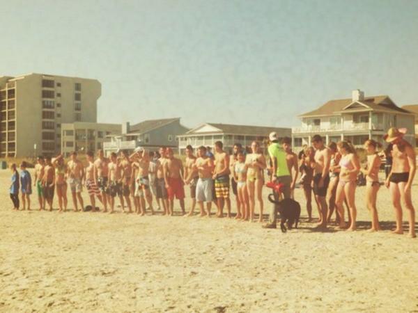 UNCW_Pikes's tweet image. #tbt to our first polar plunge #fall2010