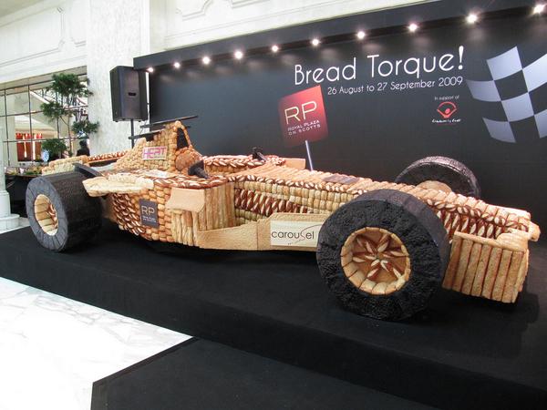 MotorTorque's tweet photo. Wouldn't be long before the tyres were toast... #breadtorque #motortorque #motortalk @F1 http://t.co/tJyPvY8RTd