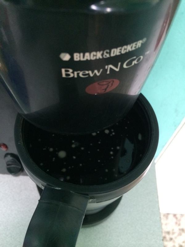 cluzmaria's tweet image. Vea @unmanuch ! Salieron a celebrarle el cumpleaños!