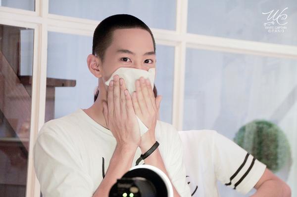 เมื่อหันมาเจอบรรดาตากล้องตอนกำลังรัวชัตเตอร์ตอนซับเหงื่อ... <a href="/captain2541/">CisT</a> #lovesicktheseries  tmblr.co/Zzudim1OqgRnb