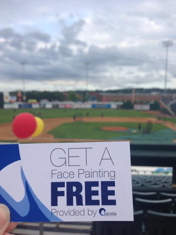 eventfish's tweet image. Come visit our booth @LowellSpinners ! We have awesome face painter here waiting for you!