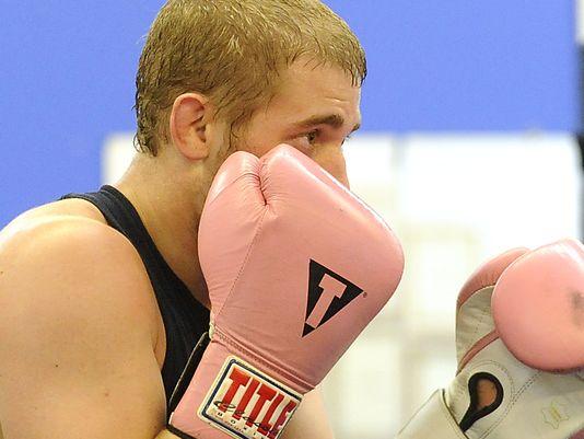 Area fighters take center stage at Friday night's MMA event at Sanford Pentagon. argusleader.com/story/sports/2…