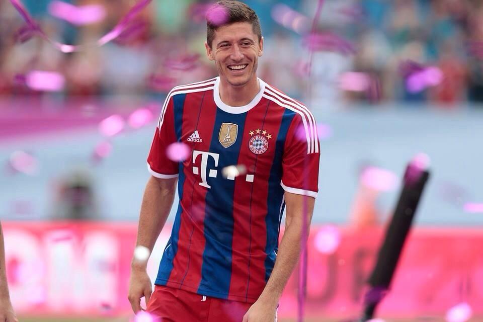 Happy birthday Robert Lewandowski  26th  