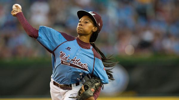 Podcasts_SI's tweet photo. VIDEO: @SInow's Tom Verducci says absolutely a woman could play in @MLB  http://t.co/d3wIECxtsE http://t.co/ySAibtraXr