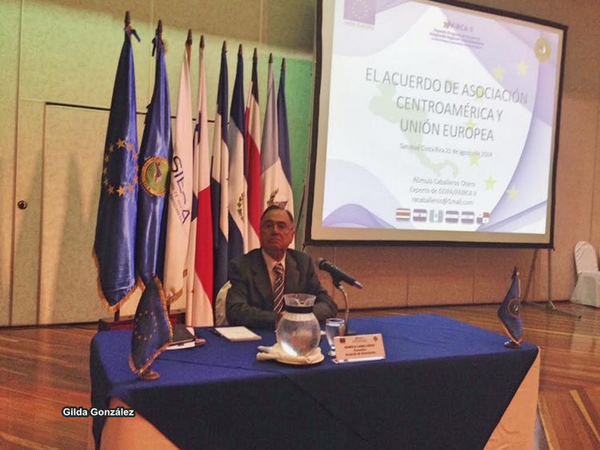 elfinancierocr's tweet photo. Costa Rica revisa pendientes para implementación de. #Aacue http://t.co/cYv1yo4h3c http://t.co/18EsljajtC