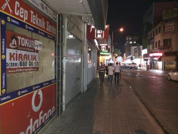 Osmaniye'nin Palalı Süleyman Caddesinde, Kiralık İşyeri, AKBANK Bitişiği!
Yıllık/20.000TL