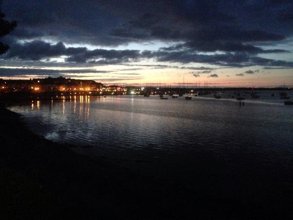 AlanFarrell's tweet photo. Terrific sunset in #Malahide http://t.co/RrDxHzqMDc
