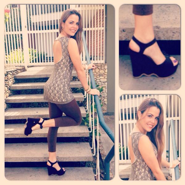 Geo_Palacios's tweet photo. Siempre fabulosa con mis zapatos @officialjump No se pierdan la nueva colección! 👟👠👏💋 #Jump #Shoes #MeEncanta #Bellos http://t.co/HwNqm6tpIh