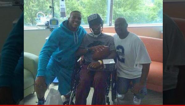 TMZ's tweet photo. Cam Newton makes surprise hospital visit to injured H.S. quarterback http://t.co/RnPkL35fU0 http://t.co/zfOtSxtokk
