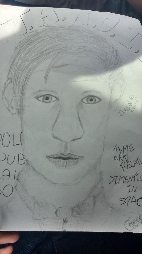Elephlumph's tweet photo. My attempt at drawing the 11th doctor for my cousin a few weeks ago. I'm actually okay with it :/ #DoctorWho http://t.co/4VPtBGmL1t