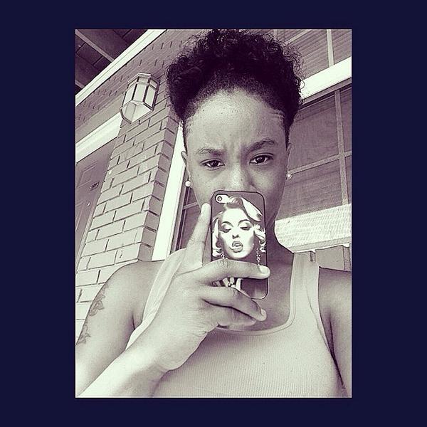 _Lanazia's tweet photo. I love my case 😘😘 http://t.co/i5KwE6JYhy