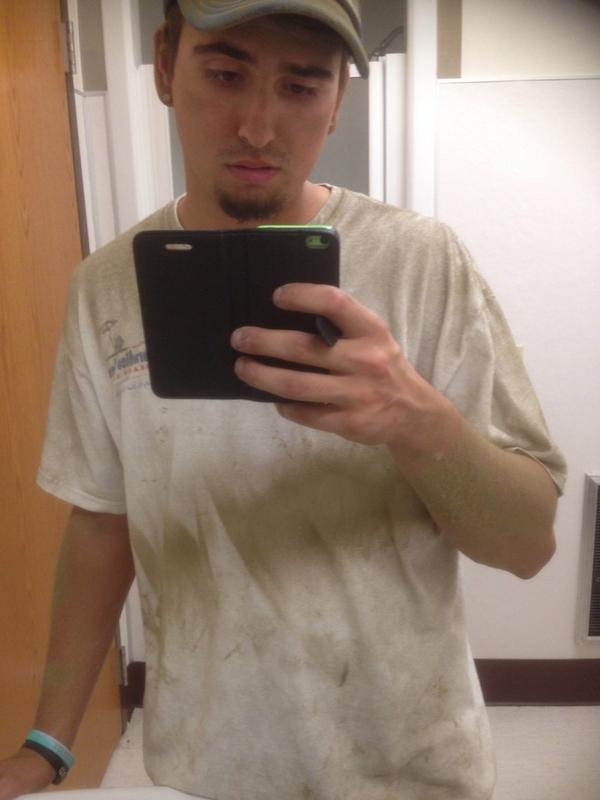 JoeTuckerr's tweet photo. Work had me like. #helladirty http://t.co/2cvCZHY2Oh