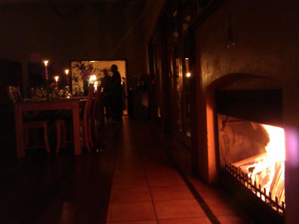 1024HB's tweet photo. A few cancellations for this evening. Anyone out there looking for a cosy winter dinner? http://t.co/ezhJqwVkwk