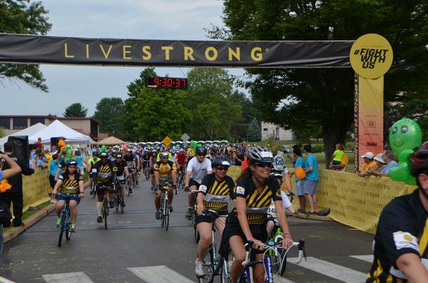 TeamLIVESTRONG's tweet photo. Be sure to check out our #PhillyChallenge photo album over on Facebook: http://t.co/o8jNVMsLoz #tagyourself http://t.co/4nUSgGf3d8