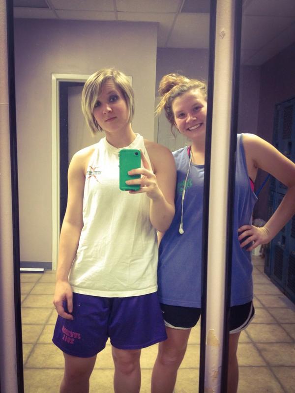 MaeganBolton's tweet photo. #tbt to #sweatingpretty with my rm! time 2 head back 2 #college and #sweat it out some more #fitfam #kcco #chivette http://t.co/gzIU1eL874