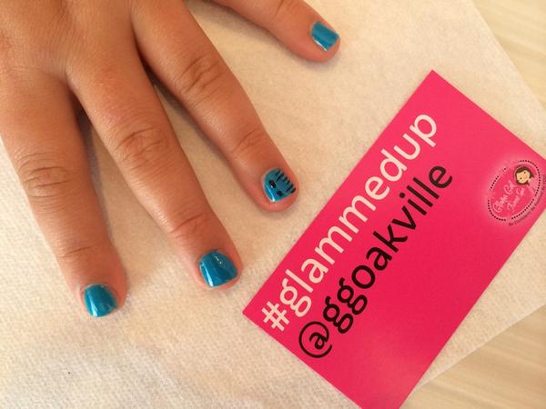 Loving the ruler back to school manicures at <a href="/GlamaGals/">Glama Gal Kids</a>  #b2schoolglamjam