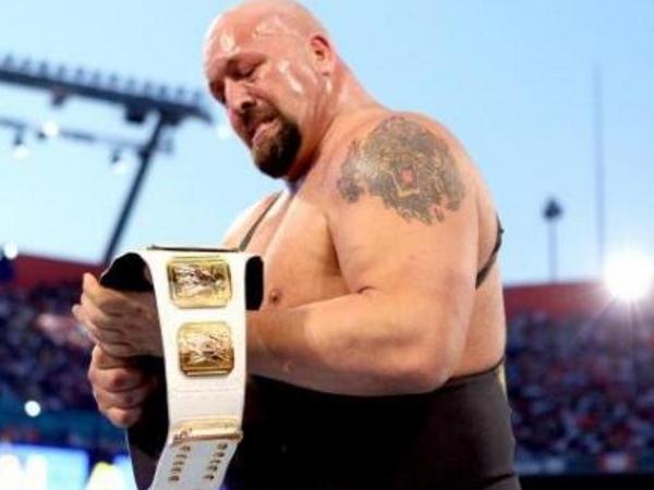 WWETournament's tweet image. Fav for Santino
RT for Big Show