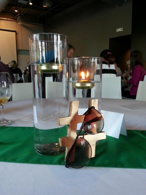 We have the coolest centerpiece at #Hashies2014! @Spindustry @IowaBirdman @DenikaAlmburg @LeMaster08 @jasonlacava