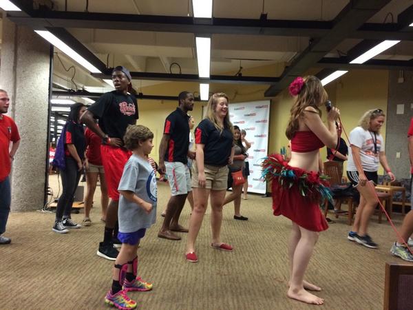 cardsjenny's tweet photo. It's always time to be thinking @RaiseRed @UofL18 #getinow http://t.co/shxPg6uTrx